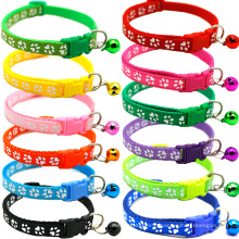 Fabricant en gros multicolors PAW PRINT Collier de chien de chat en nylon réglable avec cloche